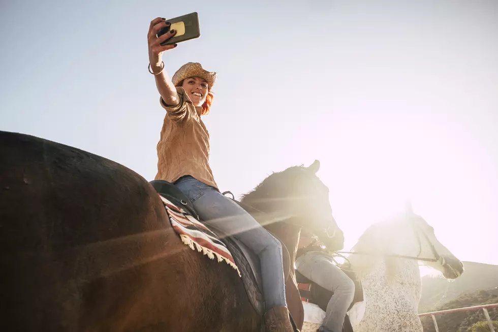7 Things You SHOULD Say to a Wyomingite to Make Them Smile